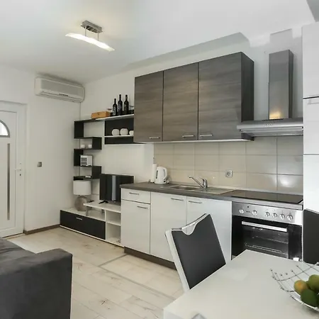 Star * San Pietro di Brazza